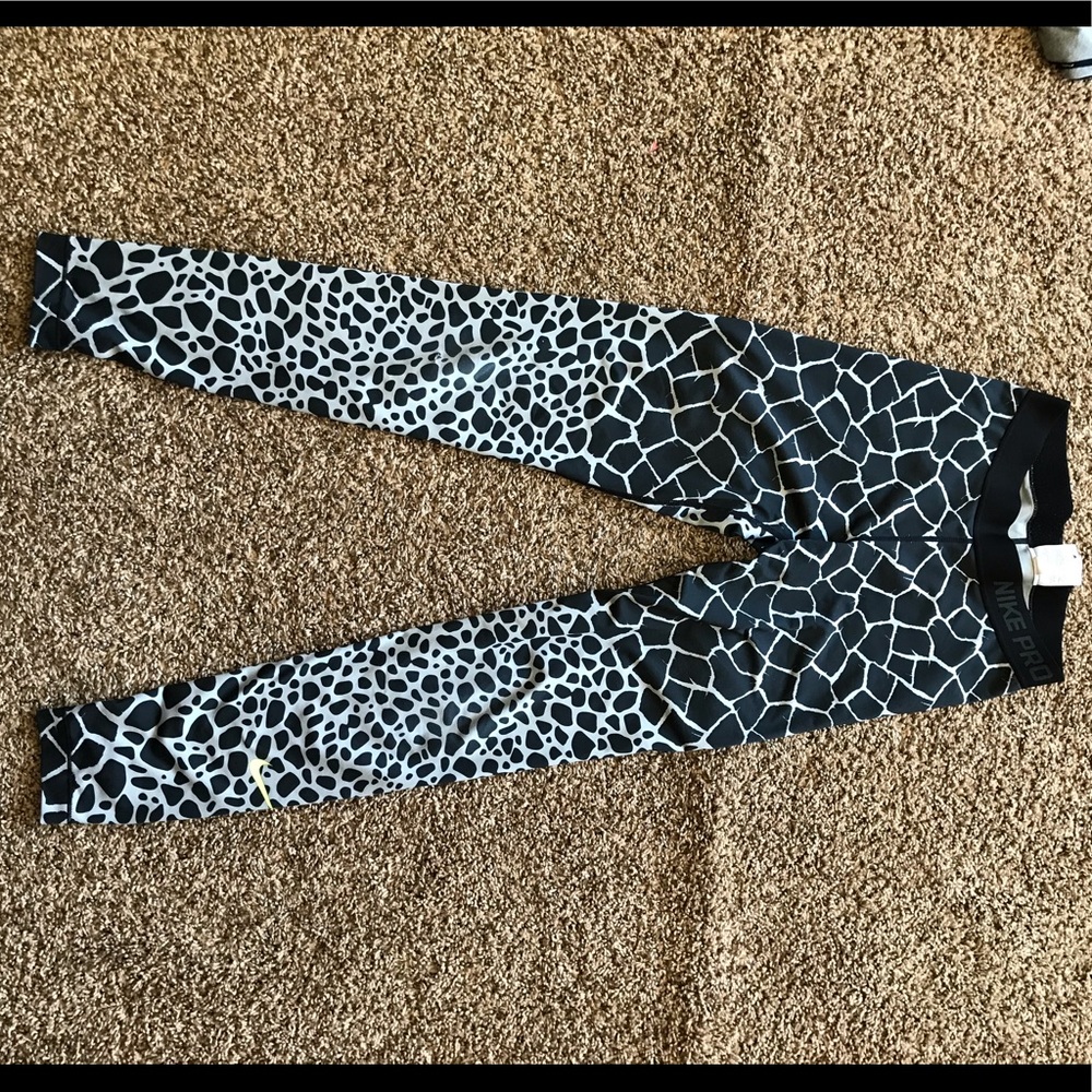 Nike Dry fit size small
